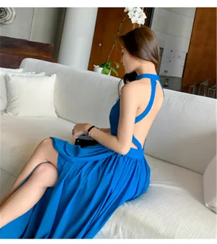 Blue beach dress kvindelige sommeren seaside ferie Thailand sexet ryg hængende hals solid farve lange swing kjole