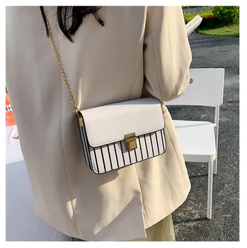Brand Oprindelige Design 2020 Sommeren Nye Mode Personlighed Sorte Og Hvide Striber Skulder Diagonal Kvinde Bag Lås, Kæde Taske