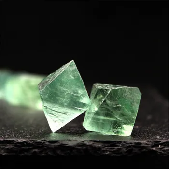 Naturlig Grøn Fluorit Rå Ædelsten Energi Oprindelige Sten, Krystal Kvarts Healing Fengshui Mineral Prøve Fish Tank Dekoration